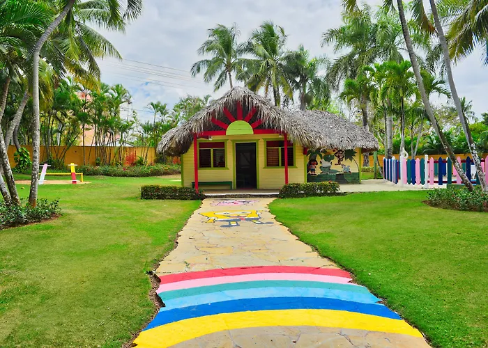 Coral Costa Caribe Beach Resort